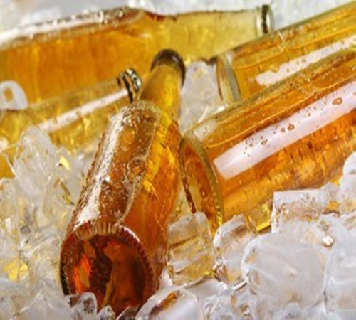 夏天喝冰鎮(zhèn)啤酒解暑？這5個禁忌要知道  我要評論
