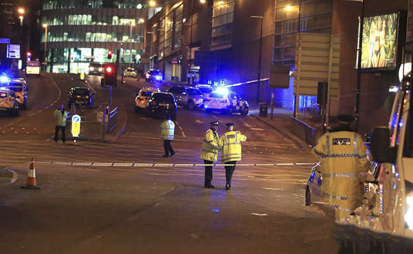 英國曼徹斯特體育館發(fā)生爆炸已造成19人亡