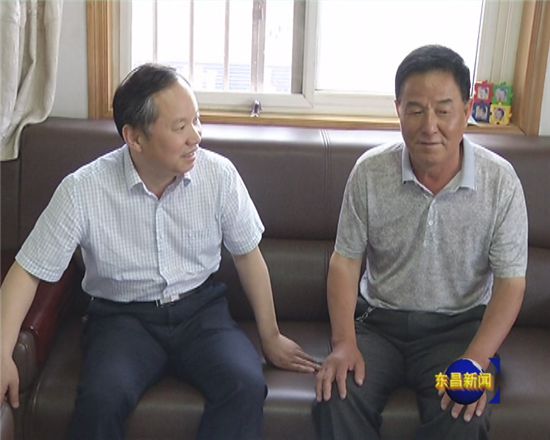 劉培國到古樓街道走訪慰問復退軍人