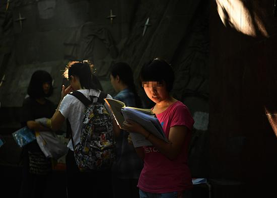 少年弒母案背后問(wèn)題重重 如何拯救悲劇中的孩子