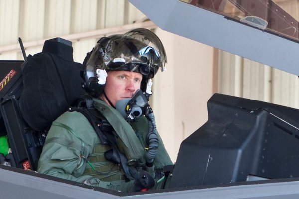 美空軍兩天內(nèi)連摔3架戰(zhàn)機(jī) 傳奇飛行員失事身亡