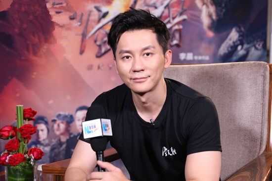 李晨：歲月靜好，是有人替我們誓死捍衛(wèi)