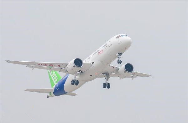 國產(chǎn)大型客機C919新獲130架訂單 計劃投入6架試驗機開展試飛
