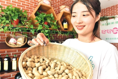 大學(xué)生創(chuàng)業(yè)創(chuàng)新潛力無(wú)窮
