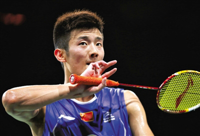 法國羽毛球公開賽，諶龍回暖邁過首輪關(guān)，何冰嬌再勝張蓓雯