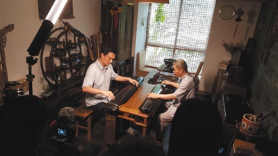 手工藝節(jié)目為何愛(ài)拍樂(lè)器匠人