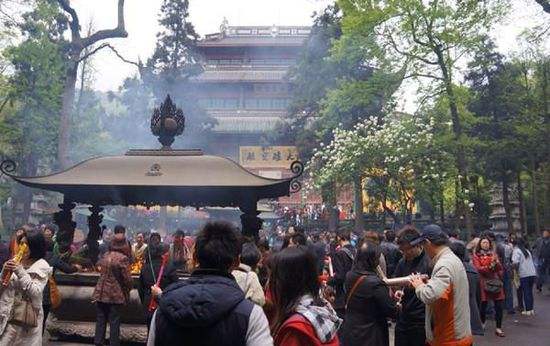 12部門聯(lián)合發(fā)文 治理佛教道教商業(yè)化問題