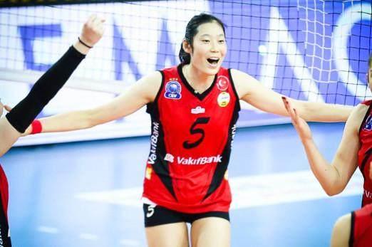 5年9座MVP！朱婷單場(chǎng)成功率超7成 巔峰對(duì)決完勝
