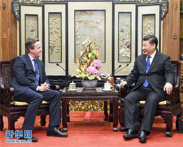習(xí)近平會(huì)見(jiàn)英國(guó)前首相卡梅倫
