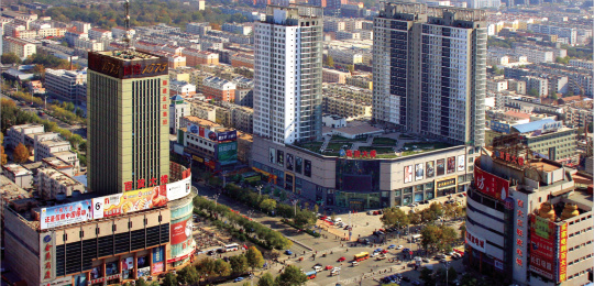 聊城：百大路口正安裝遠光燈抓拍系統