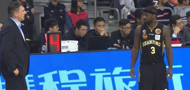 凱撒終“醒悟”棄用小丁重用勞森收奇效，這樣下去山東冠軍穩(wěn)了