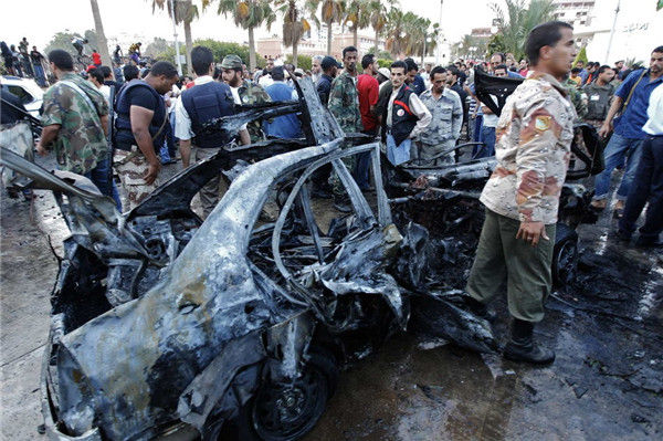 利比亞發(fā)生兩起汽車炸彈爆炸至少４３人傷亡