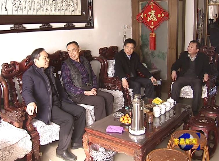 劉培國走訪慰問離退休老干部