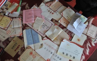 保潔員30年捐助困難學(xué)子18萬元 每月捐30%工資