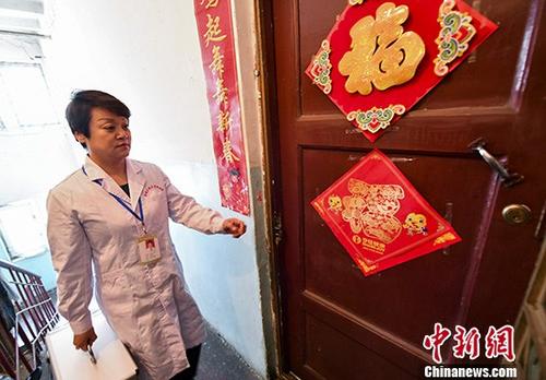 “家庭醫(yī)生”成兩會(huì)熱題：如何破解“簽而不約”？