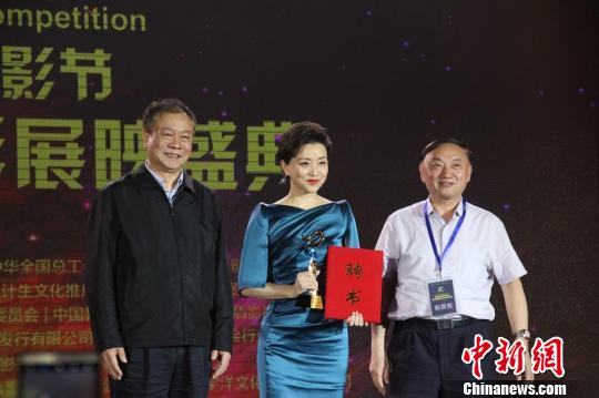 7300部作品匯聚金雞百花電影節(jié)微電影展映(圖)