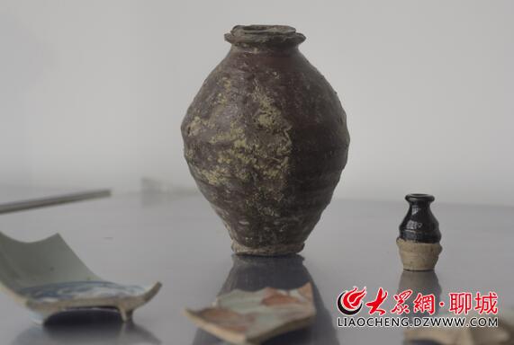 聊城運(yùn)河博物館獲贈宋元明時期珍貴文物 捐贈者為一建筑工人