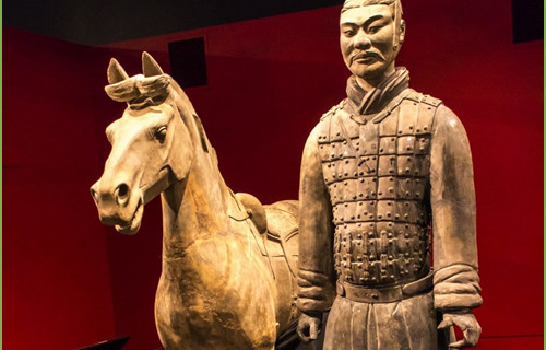 美國費城就兵馬俑展出時受損致歉