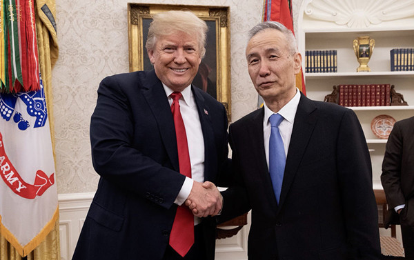 美國總統(tǒng)特朗普會見習(xí)近平主席特使、國務(wù)院副總理劉鶴