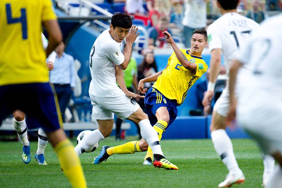 世界杯-韓國(guó)0-1惜敗瑞典 韓國(guó)門將屢獻(xiàn)神撲難救主