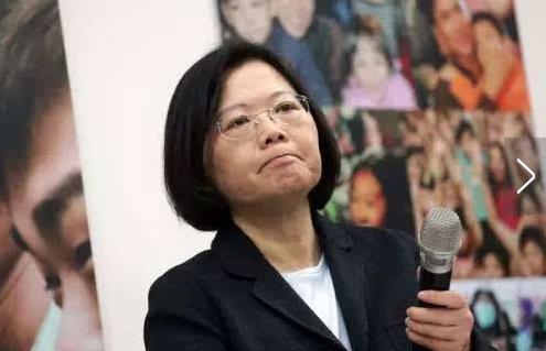 邊喊“反中”邊“求會面” 蔡英文用的什么套路？