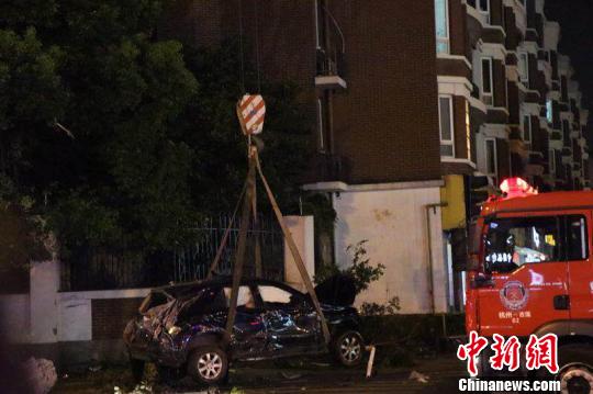 杭州車(chē)輛失控事故已致4死 肇事車(chē)輛送專(zhuān)業(yè)機(jī)構(gòu)檢測(cè)