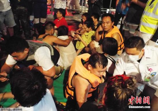 普吉島3艘游船傾覆致1死53失蹤 中使館要求全力搜救