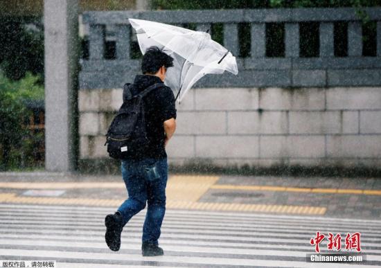 華南中南部將有較大風雨天氣 南方高溫持續(xù)發(fā)展