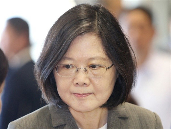 臺北市民喊話蔡英文：兩岸要對談 你不談就死在那邊