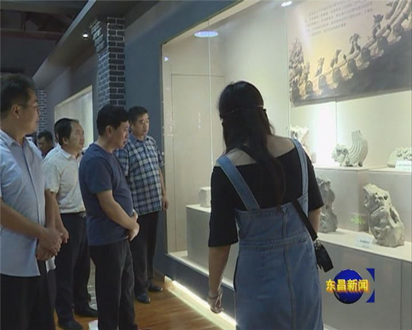 棗莊市臺(tái)兒莊區(qū)政協(xié)考察團(tuán)來我區(qū)考察大運(yùn)河文化帶建設(shè)工作