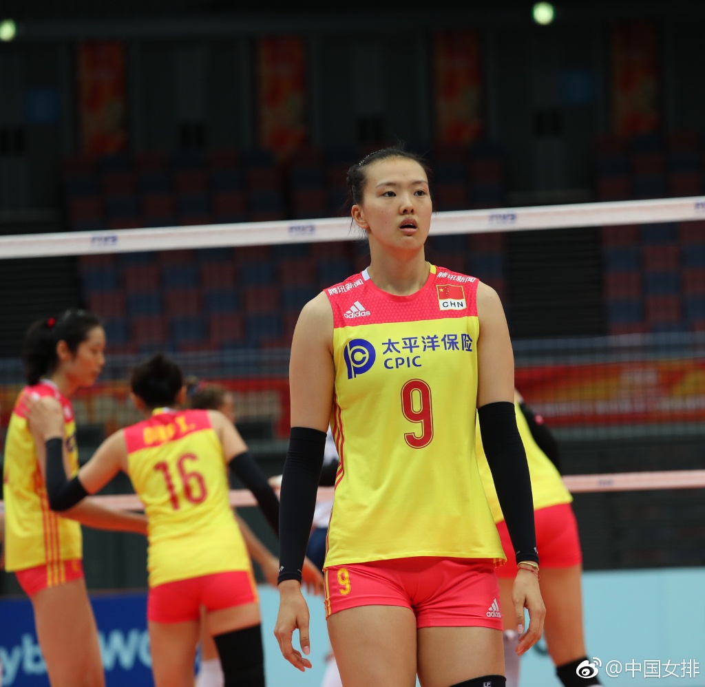 世錦賽-中國女排3-0復(fù)仇美國 提前鎖定六強席位