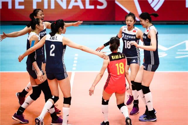 中國(guó)女排面臨換血4位置或入新人 兩奧運(yùn)功勛出局概率最大？