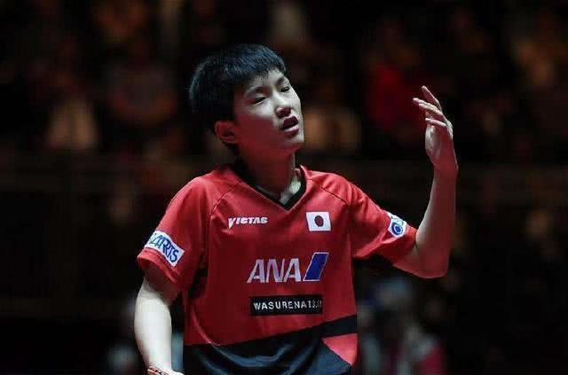 00后11-1打爆張本智和，1-4又遭橫掃，連續(xù)失利成軟腳蟹