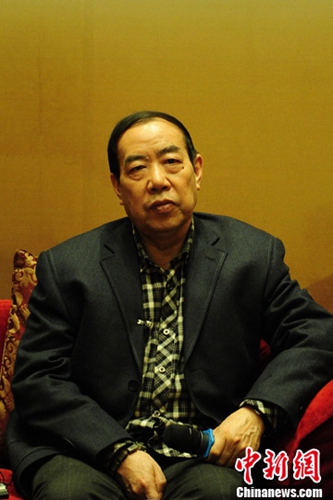 資料圖：賈平凹的新書《帶燈》在北京舉行發(fā)布會。<a target='_blank' >中新社</a>發(fā) 崔楠 攝