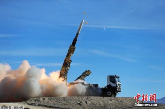 美國(guó)制裁生效同天 伊朗舉行一年一度空軍演習(xí)