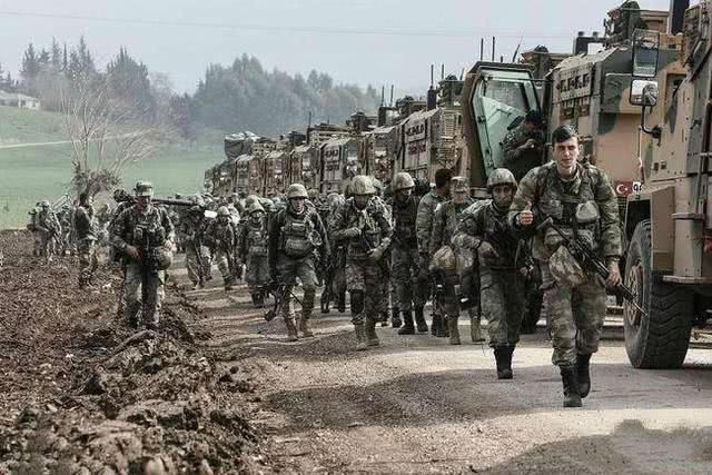 外媒：土耳其軍隊向土敘接壤邊境地區(qū)增派部隊