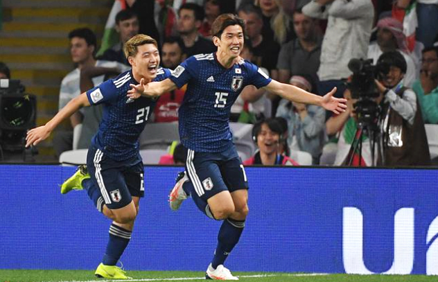 日本3比0伊朗，中國足球陷入集體反思：為何遵循足球規(guī)律這么難？