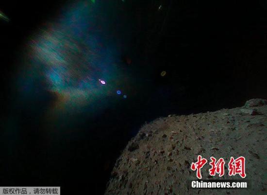 日本探測器“隼鳥2號”準(zhǔn)備著陸小行星“龍宮”