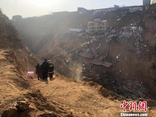 山西鄉(xiāng)寧山體滑坡10人遇難10人失聯(lián)