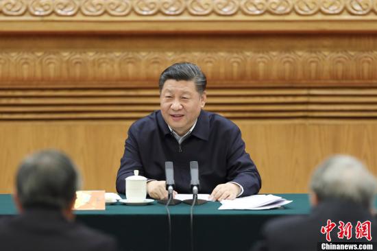 習(xí)近平：用新時(shí)代中國(guó)特色社會(huì)主義思想鑄魂育人