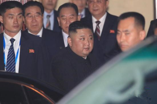 韓媒：金正恩與普京或?qū)⒂谙轮茉诙砹_斯遠東會晤