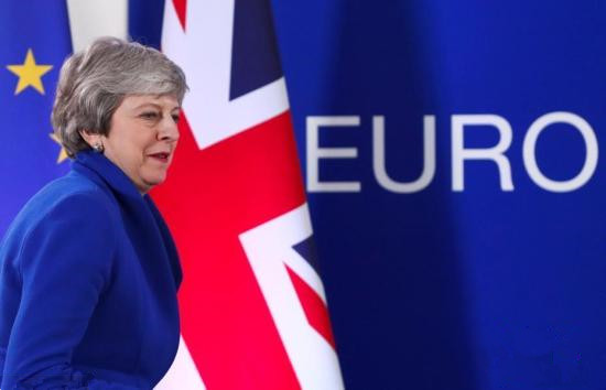 英國首相特雷莎·梅被要求16日公布離職時間表