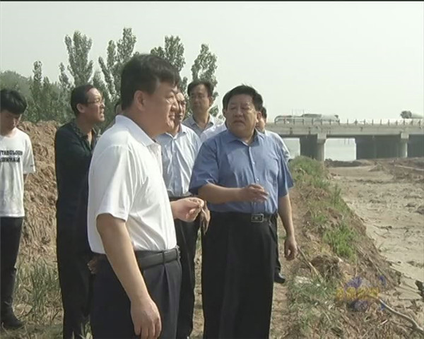 任曉旺來我區(qū)督導檢查徒駭河河道沿邊整治工作
