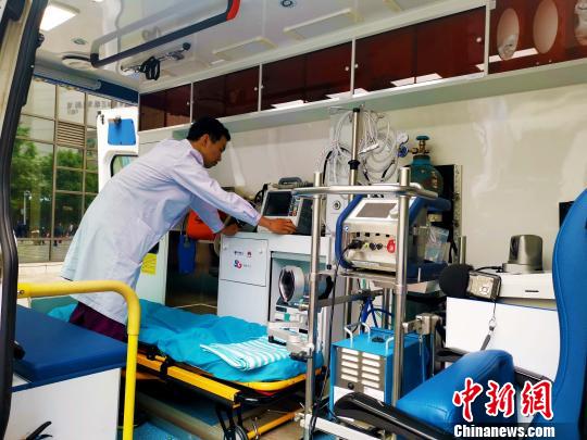 國(guó)內(nèi)首臺(tái)5G版移動(dòng)ICU改造成功 提升遠(yuǎn)程急診急救能力