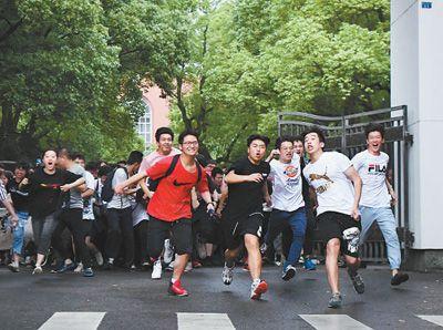 2019年高考報名人數(shù)突破千萬 考題體現(xiàn)全面育人