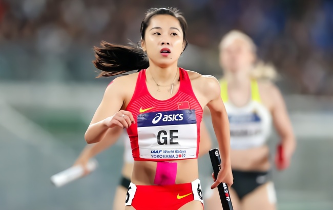 中國(guó)田徑雙喜臨門！女飛人平亞洲最好成績(jī) 蘇炳添隊(duì)友破10秒30！