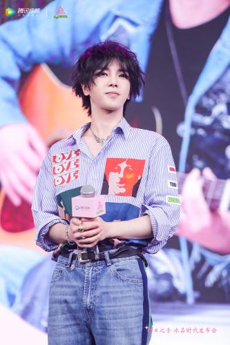 華晨宇 節(jié)目組供圖 華晨宇 節(jié)目組供圖