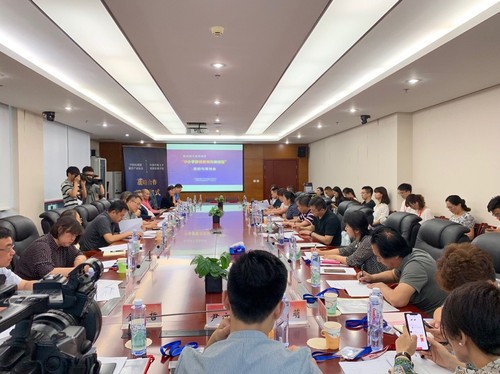 中國傳媒大學(xué)啟動“中小學(xué)影視教育實訓(xùn)教程”項目