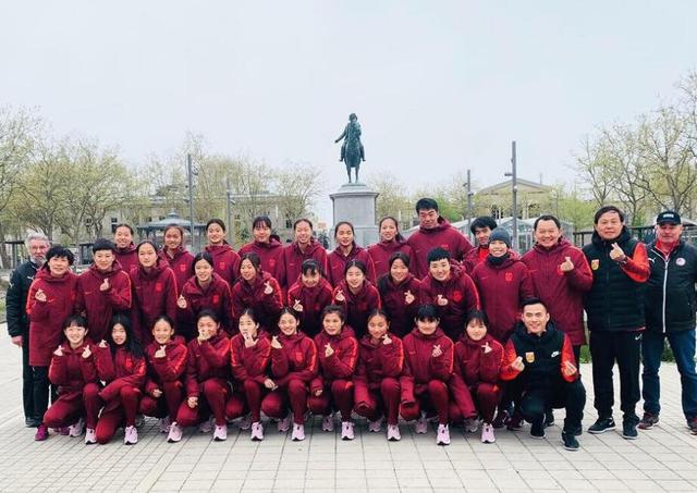 她曾是亞洲足壇教練超新星如今肩負(fù)中國女足沖擊世少賽重任