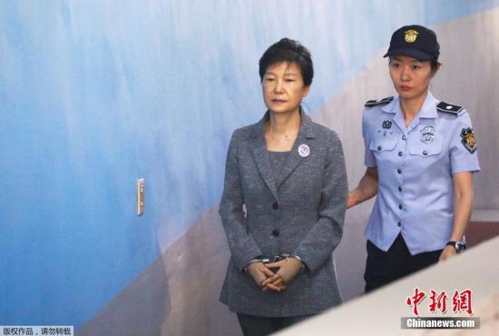 樸槿惠“親信干政”案迎終審判決 韓民眾反應(yīng)冷淡